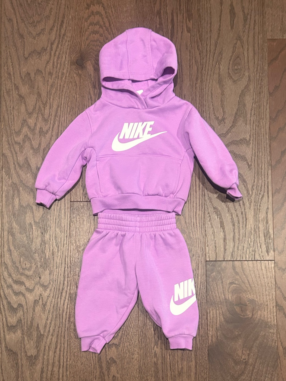 Nike Size 12 month Baby Girl's 2 Piece Sweatsuit Outfit